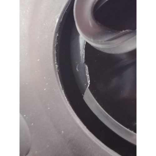 УЦ Пылесос Samsung VC21K5150HP тёмно-красный (плохая упаковка, б/у, отколота часть паза для колбы)