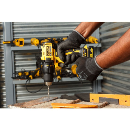 Дрель-шуруповерт DeWalt DCD777M2T