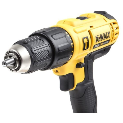 Дрель-шуруповерт DeWALT DCD776S2 с АКБ и ЗУ