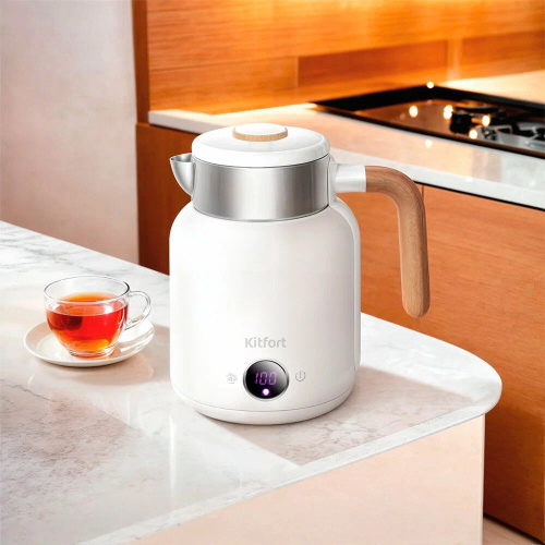 Электрочайник KitFort КТ-6724 белый и дерево