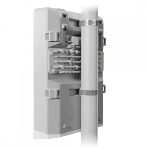 Коммутатор управляемый MikroTik netPower Lite 7R CSS610-1GI-7R-2S+OUT (L2) 8x1Гбит/с 2SFP+ 8PoE